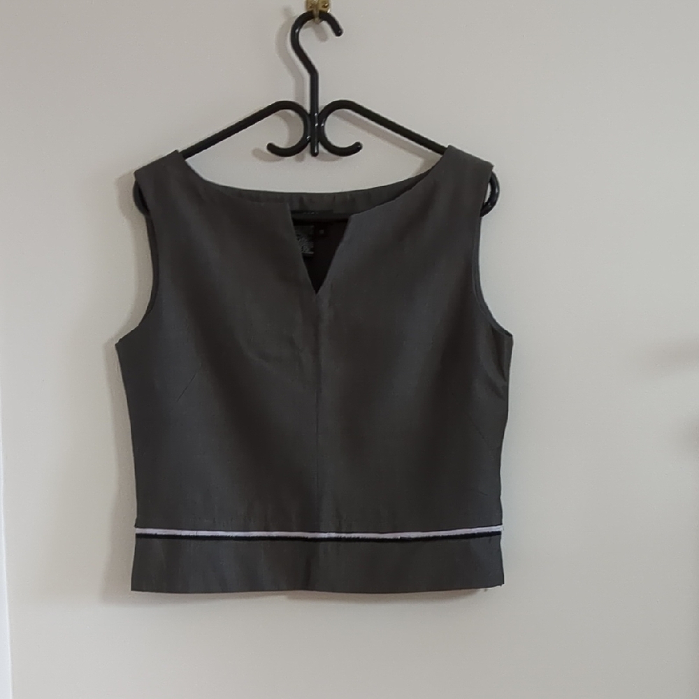 BCBG MaxAzria Gray Fitted Crop Top